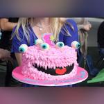Monster Cake(Torrance Bekery)