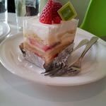 Strawberry Cake(Patisserie Chantilly)