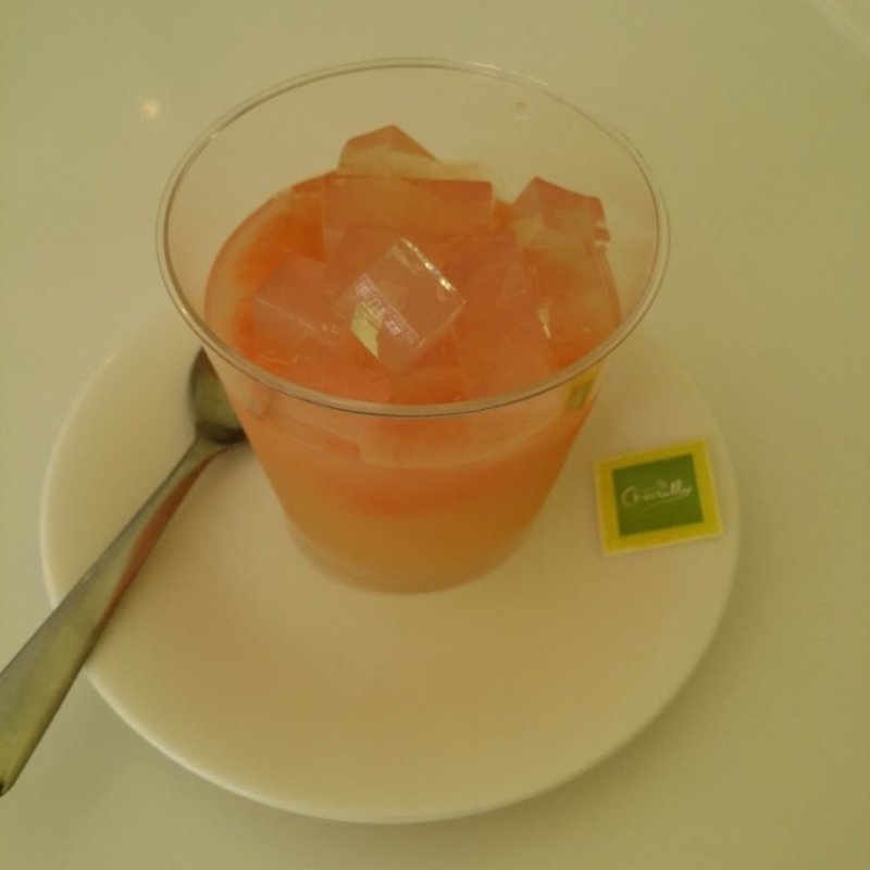 Grapefruit Gelee(Patisserie Chantilly)