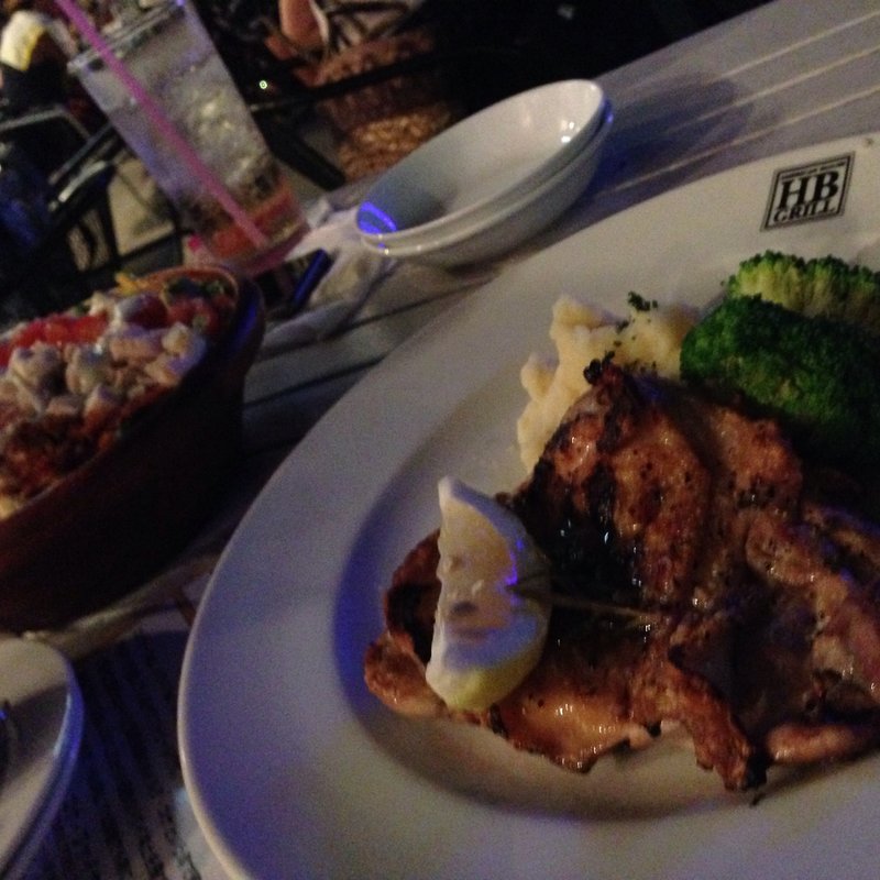 若鶏の炭火焼き(ダーク)(H.B.GRILL ららぽーと豊洲店 （エイチ・ビー・グリル）)