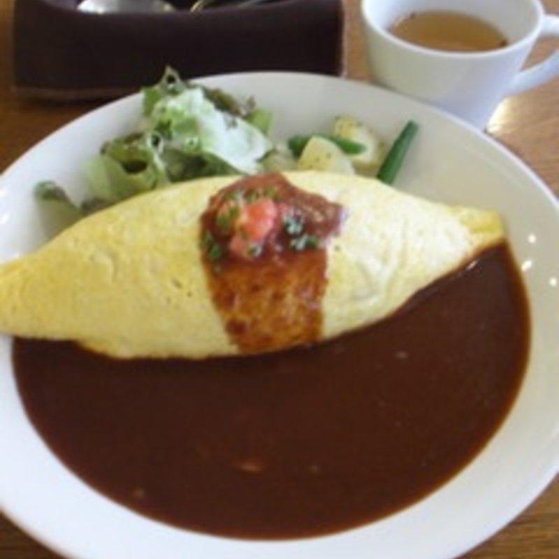 オムライス デミグラスソース(Cafe*RINO （カフェ　リノ）)