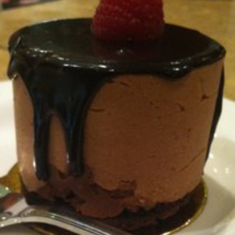 ヘーゼルナッツチョコレートムース(Susina Bakery &Cake)