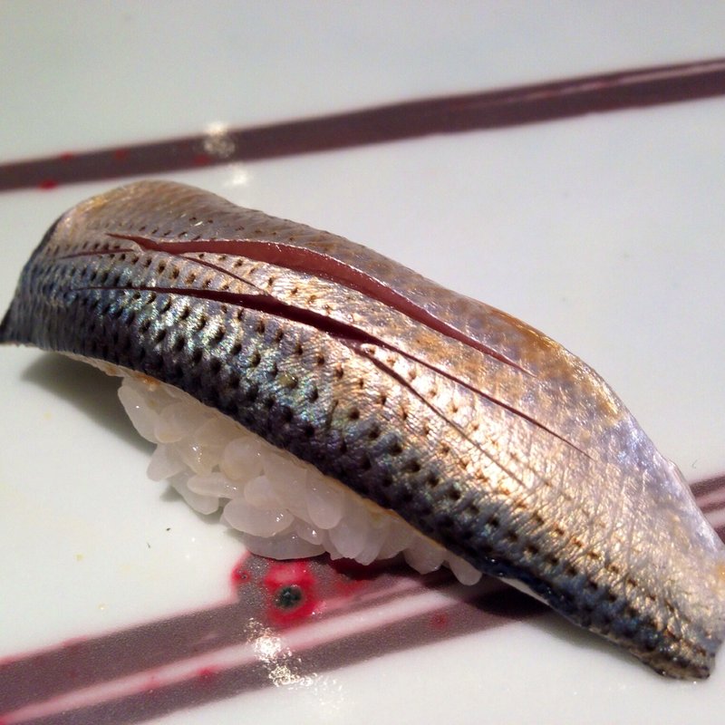 しめ鯖の握り(銀座 久兵衛 銀座本店 （ぎんざ きゅうべえ）)