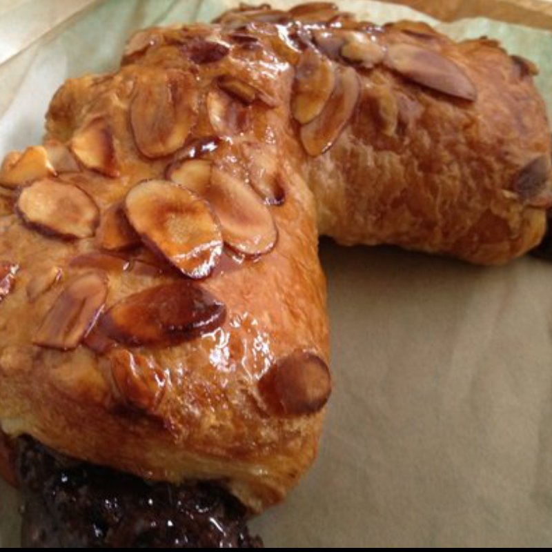 chocolate bear claw(Short Cake)