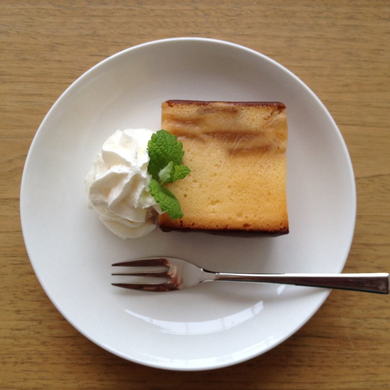 りんごのケーキ(アペ・ロッサ)