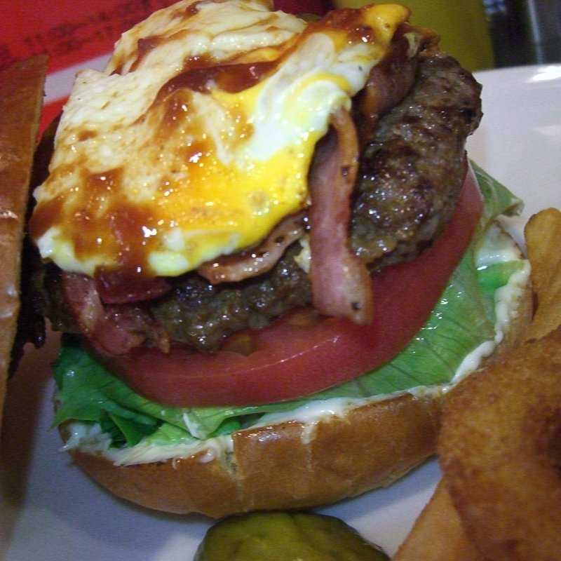 ベーコンエッグバーガー(Brozers')