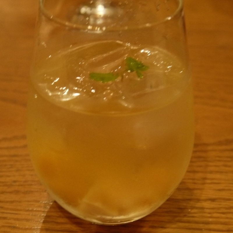 季節のサングリア(シェフズブイ 横浜ランドマークタワー店)