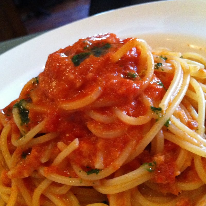 パンチェッタのトマトソース(Pasta Brano (パスタ ブラーノ))