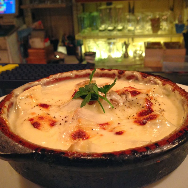 ゴルゴンゾーラとナッツのポテトグラタン(アペリティーヴォ 恵比寿 )