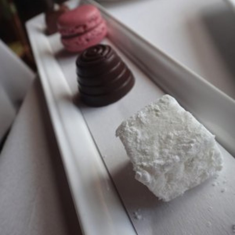 Complimentary sweets(RIVER CAFE)