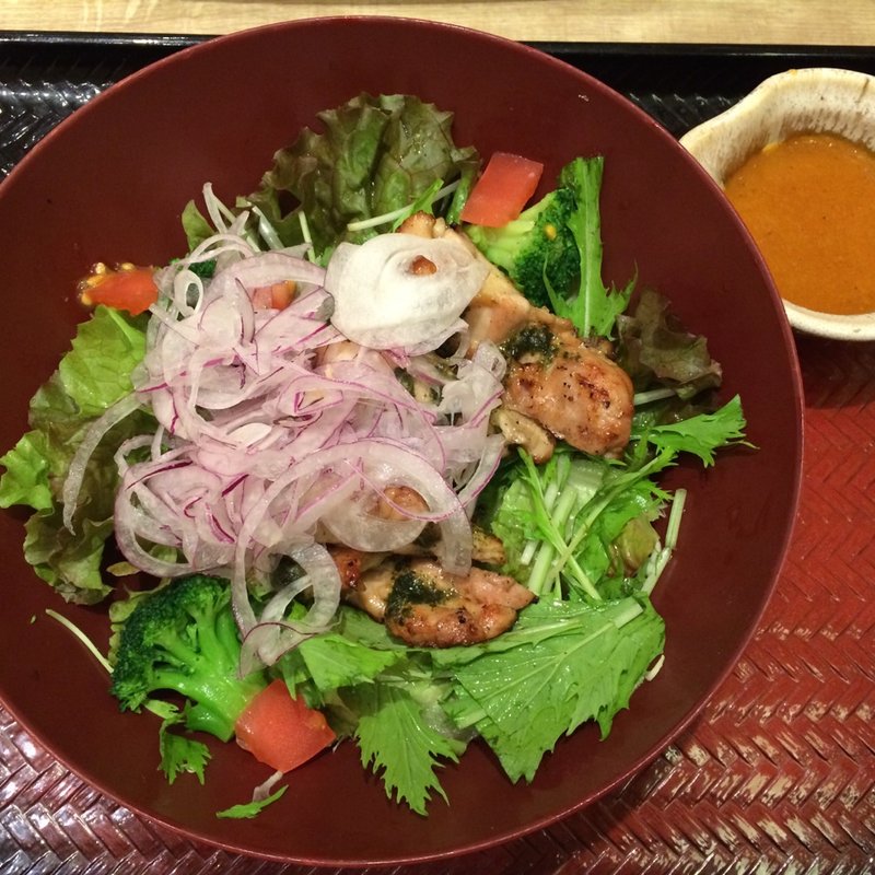 炭火焼きバジルチキンサラダ(単品)(大戸屋 渋谷文化村通り店 )