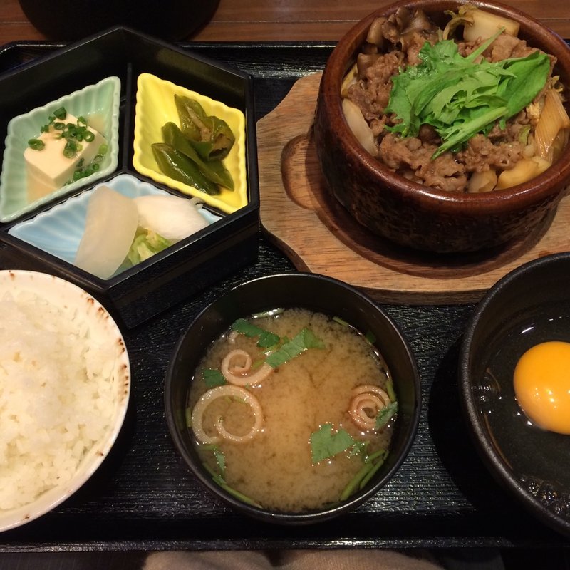 豊年萬福御膳　牛すき煮(豊年萬福)