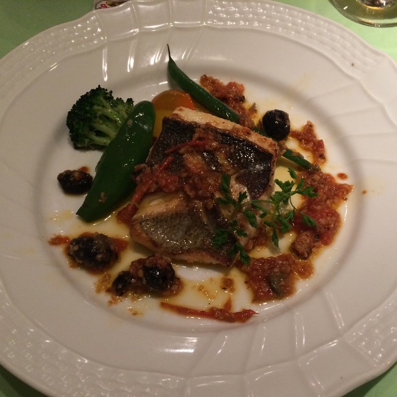 白身魚のソテー(アンチョビバターソース)(Raby)