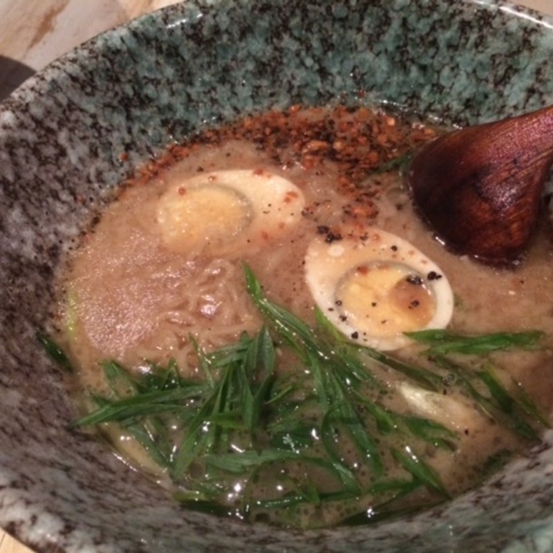 濃厚豚骨ラーメン(Q兵衛)