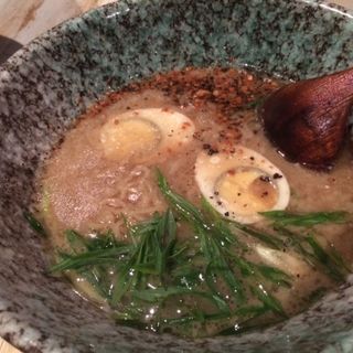 濃厚豚骨ラーメン(Q兵衛)