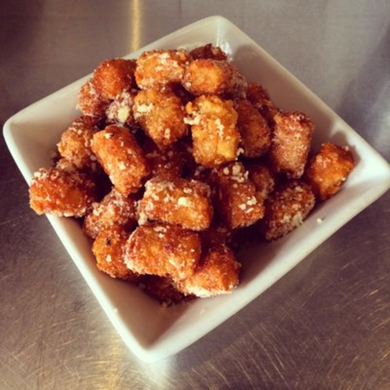 TRUFFLE FRIES(Komodo Cafe)