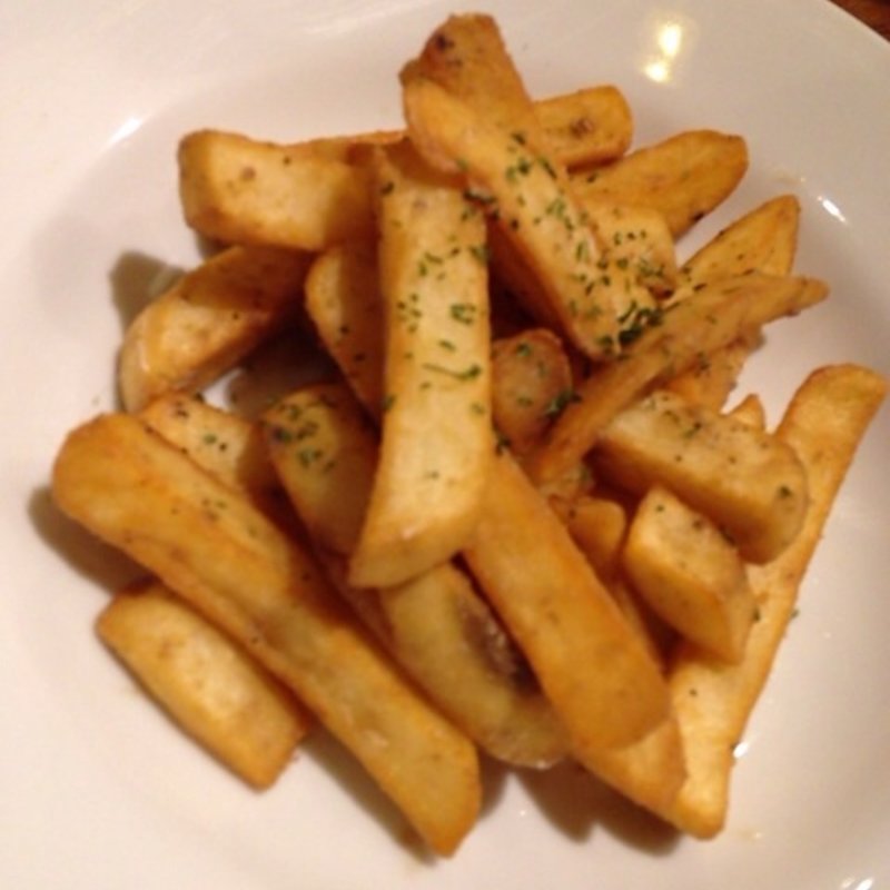 アンチョビポテト(Heimat Cafe & Dining)