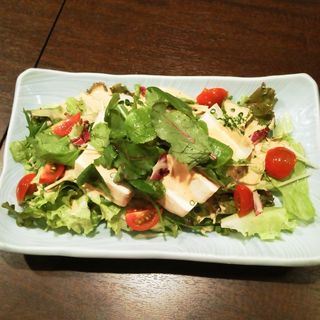 豆腐のサラダ(葉山鳥ぎん本店)
