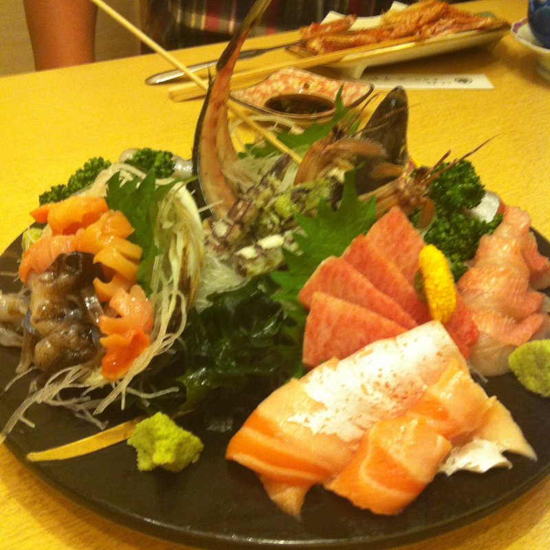 おまかせ刺し盛り(こうや 仙台駅中すし通り店 )