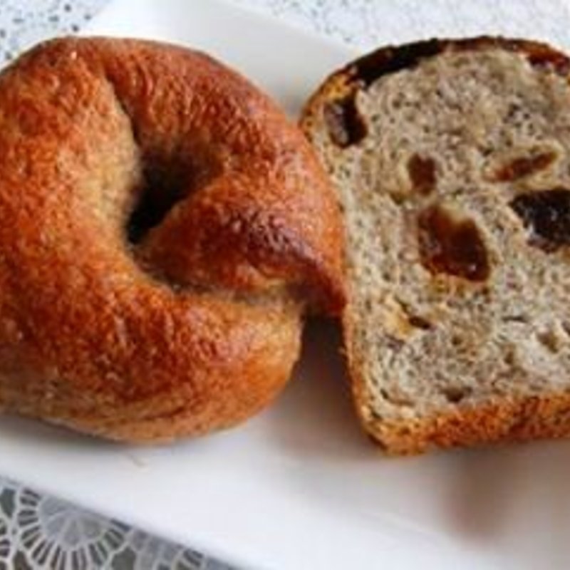 全粒100ベーグル　発芽小麦の杏子トースト(ameen's oven)