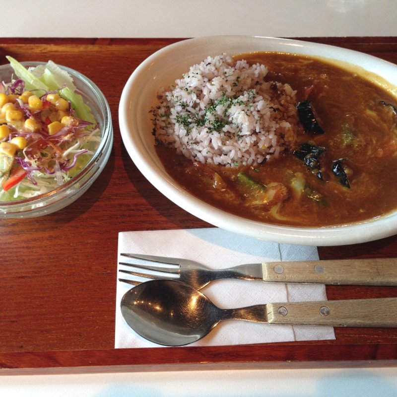 お野菜たっぷりチーズカレー(弁当 kacha kacha)