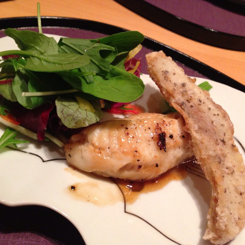 フグの揚げ物(淡悦 （たんえつ）)