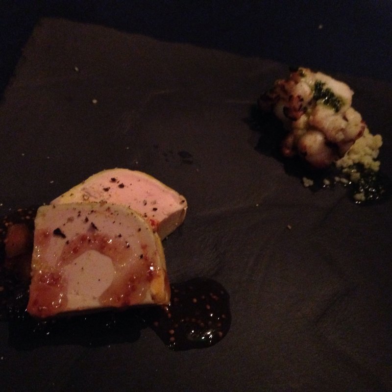 フォアグラのパテ、タコのカルパッチョ(ikra （いくら）)