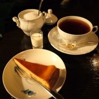 チーズケーキセット(トロワ・シャンブル)