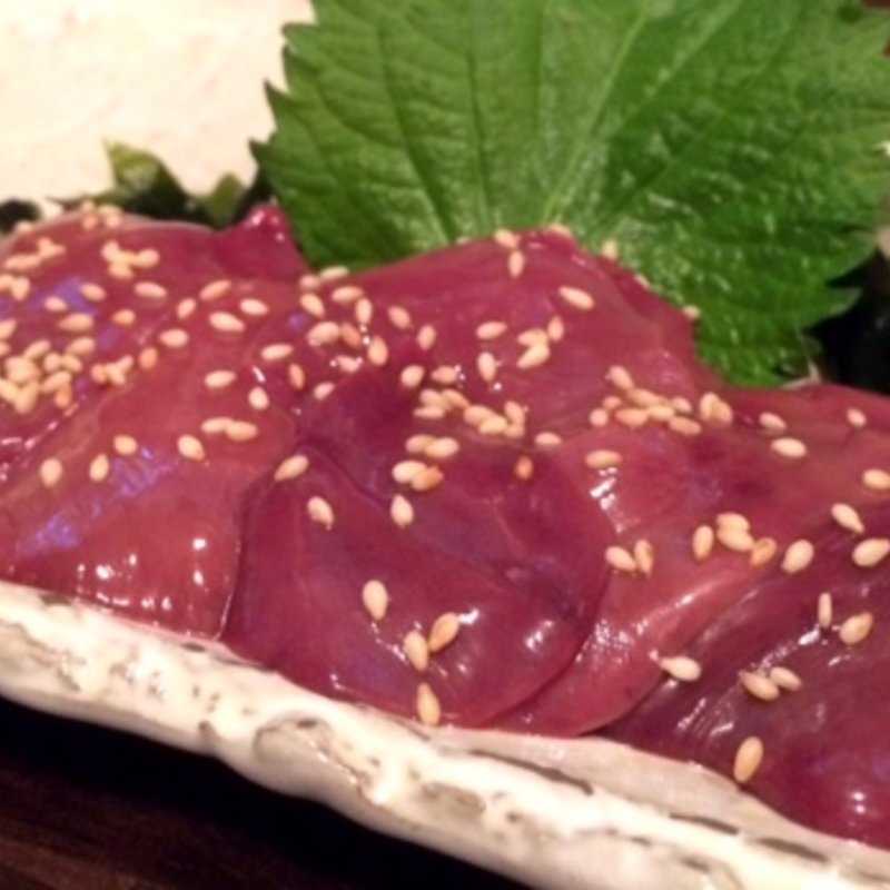 とりレバー刺し(てづか)