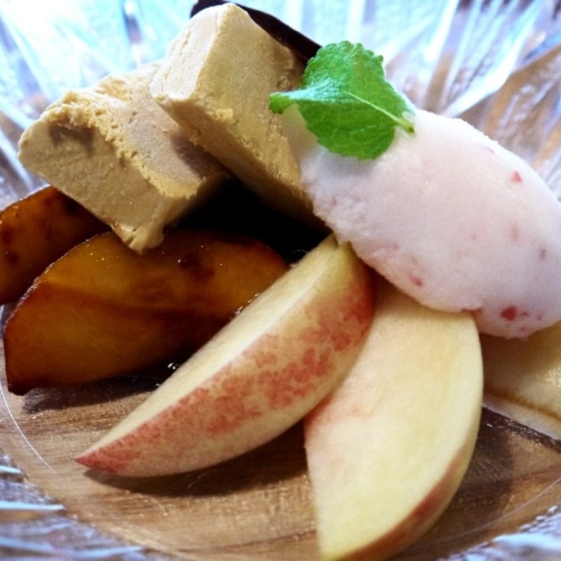 桃づくしプレート(ラ・ペスカ )