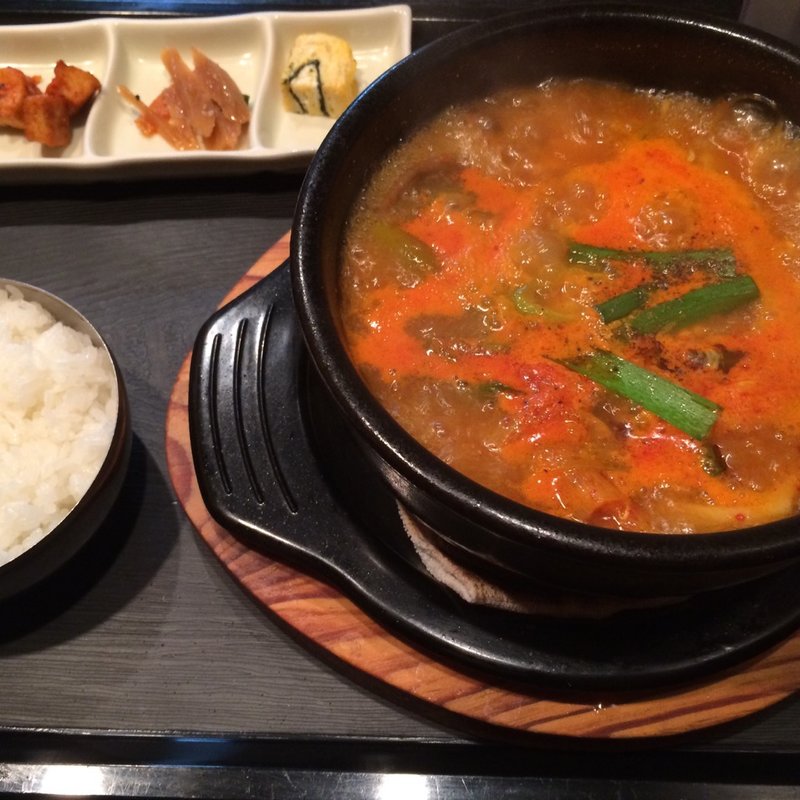スンドゥブチゲ(李さんの台所 代々木店 )