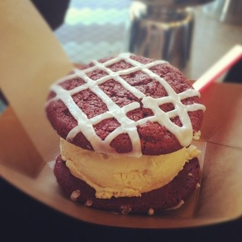 Red velvet with PB ice cream(The Coolhaus Shop)