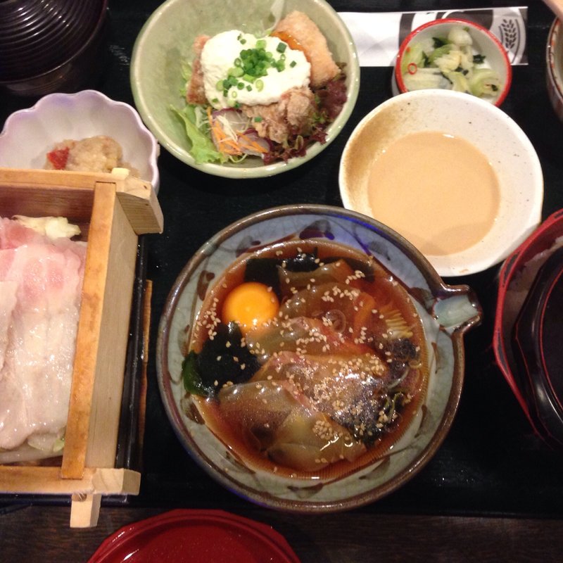 鯛めしせいろ蒸し膳(鯛めしと和食 八十八商店 ラシック)