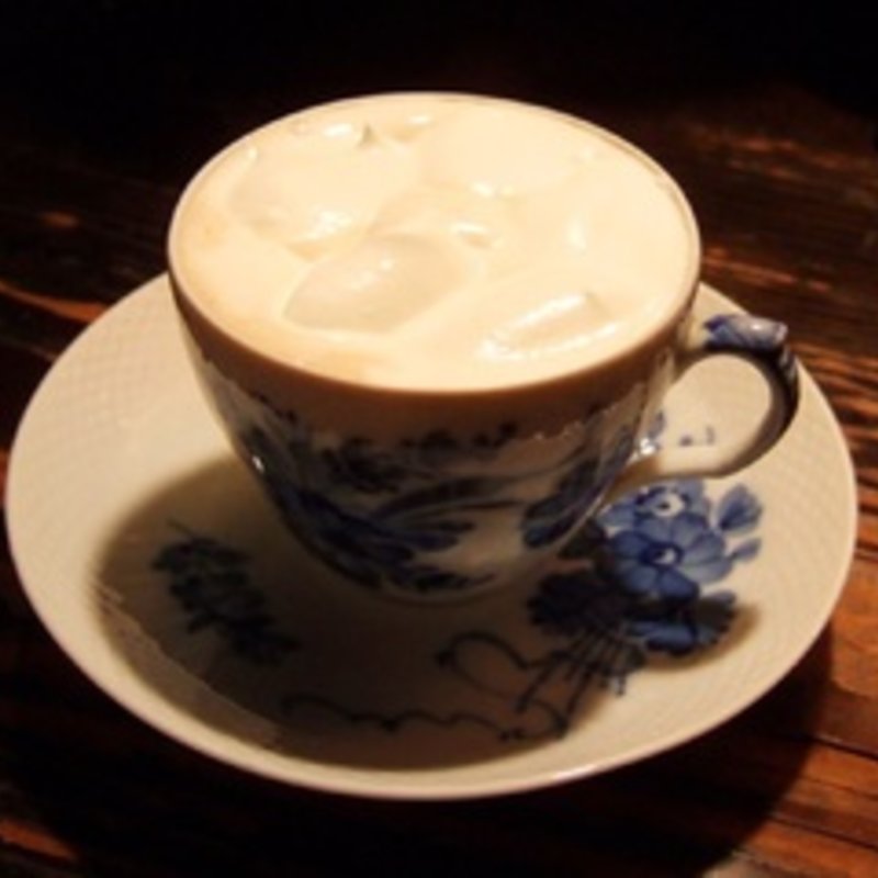 カフェクレーム(トロワ・シャンブル)