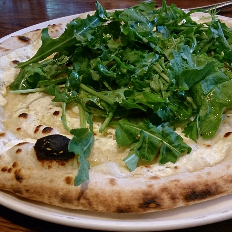 ピッツァ ルーコラ(A16 TOKYO （エーシックスティーントウキョウ）)