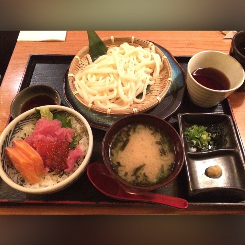 ざるうどん・刺身定食(ABURIYA KINNOSUKE)