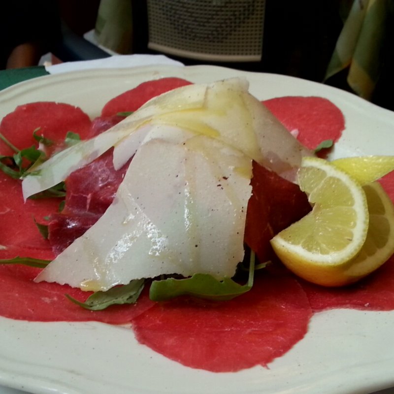 Carpaccio de boeuf(La Meyrinoise)