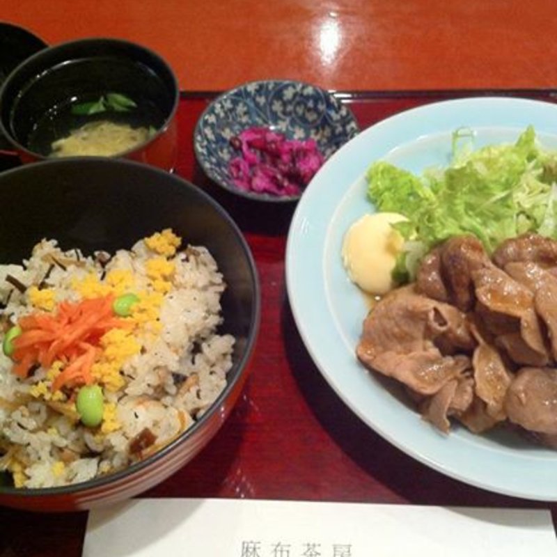 生姜焼き定食(麻布茶房 アトレ大森)