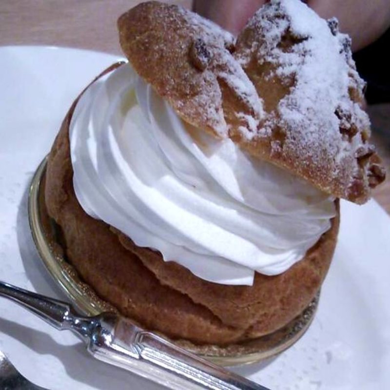 シュークリーム(ウィステリア （Wisteria）)