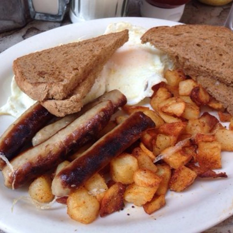 2 eggs, sausage and home fries(JUNIOR'S RESTAURANT)