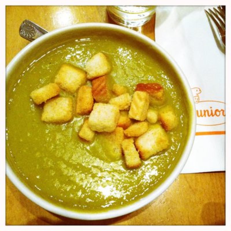 split pea soup(JUNIOR'S RESTAURANT)