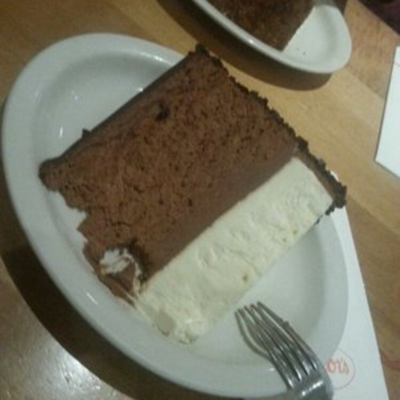 Chocolate Mousse Cheesecake(JUNIOR'S RESTAURANT)