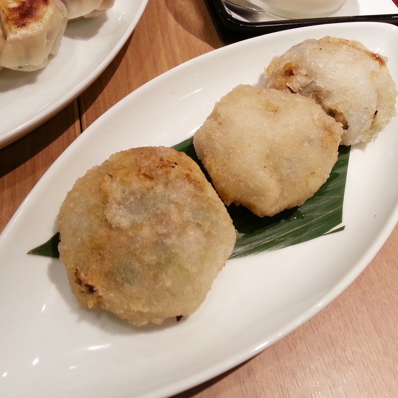 海老、ニラ焼きまんじゅう(上海灘DINING モザイクモール港北店)