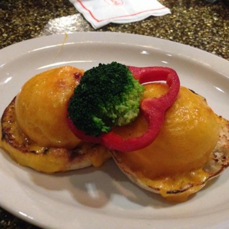 Tuna melt(JUNIOR'S RESTAURANT)