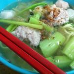 豚肉団子入り麺(Lam Hong Chicken Rice)