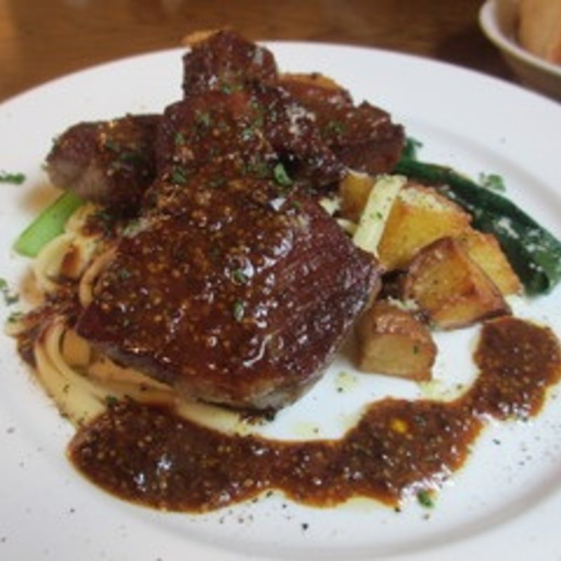 豚肩ロースのコンフィ(abill （アビル）)