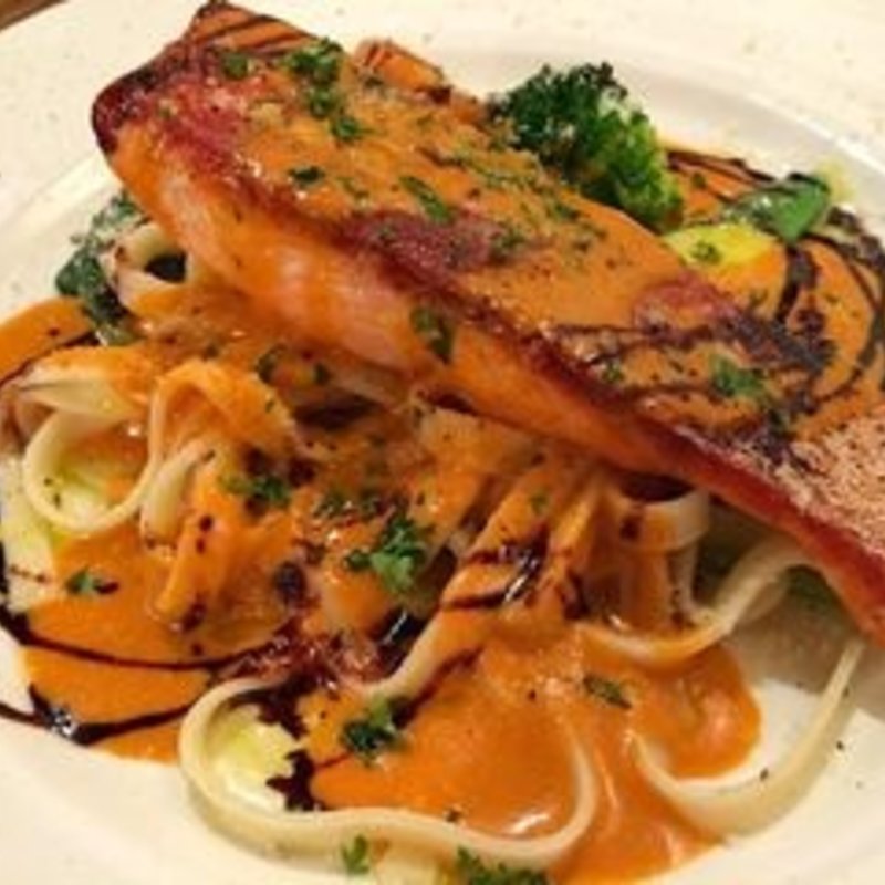 サーモンのポワレ(abill （アビル）)