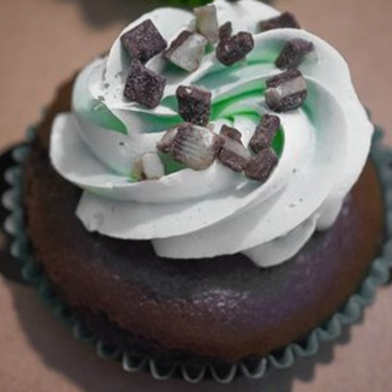 Chocolate Mint cupcake(Let Them Eat Cupcakes)