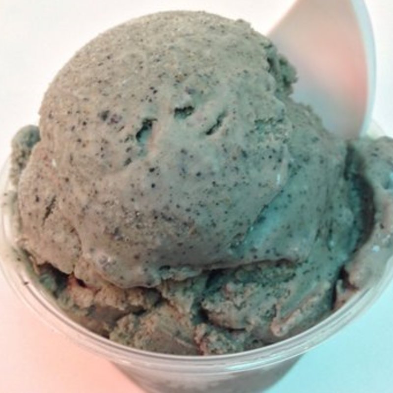 Black Sesame ice cream(Wing Shave Ice & Ice Cream)