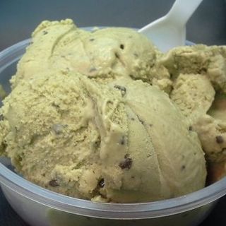 Vegan mint chocolate chip ice cream(Wing Shave Ice & Ice Cream)